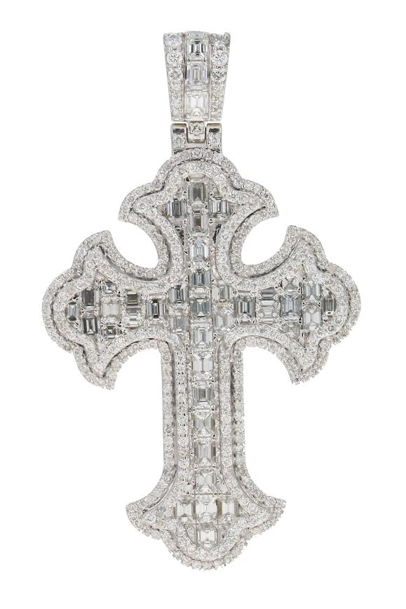 10KT WHITE GOLD CROSS PENDANT 5.58CT