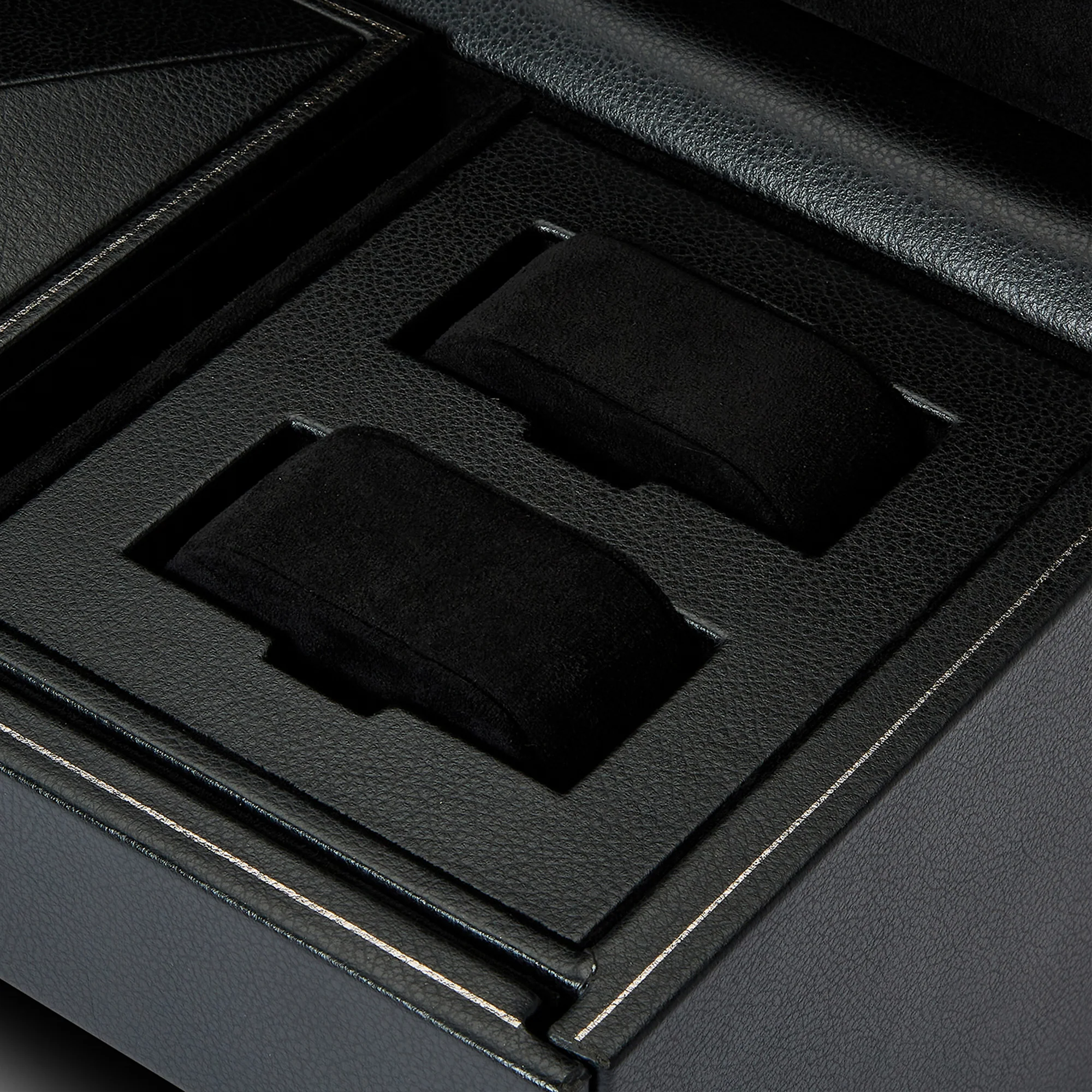 WOLF British Racing Triple Watch Winder with Storage | Black - Image 3